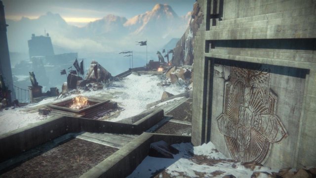 Destiny: Exploring Rise of Iron's New Social Space Felwinter Peak